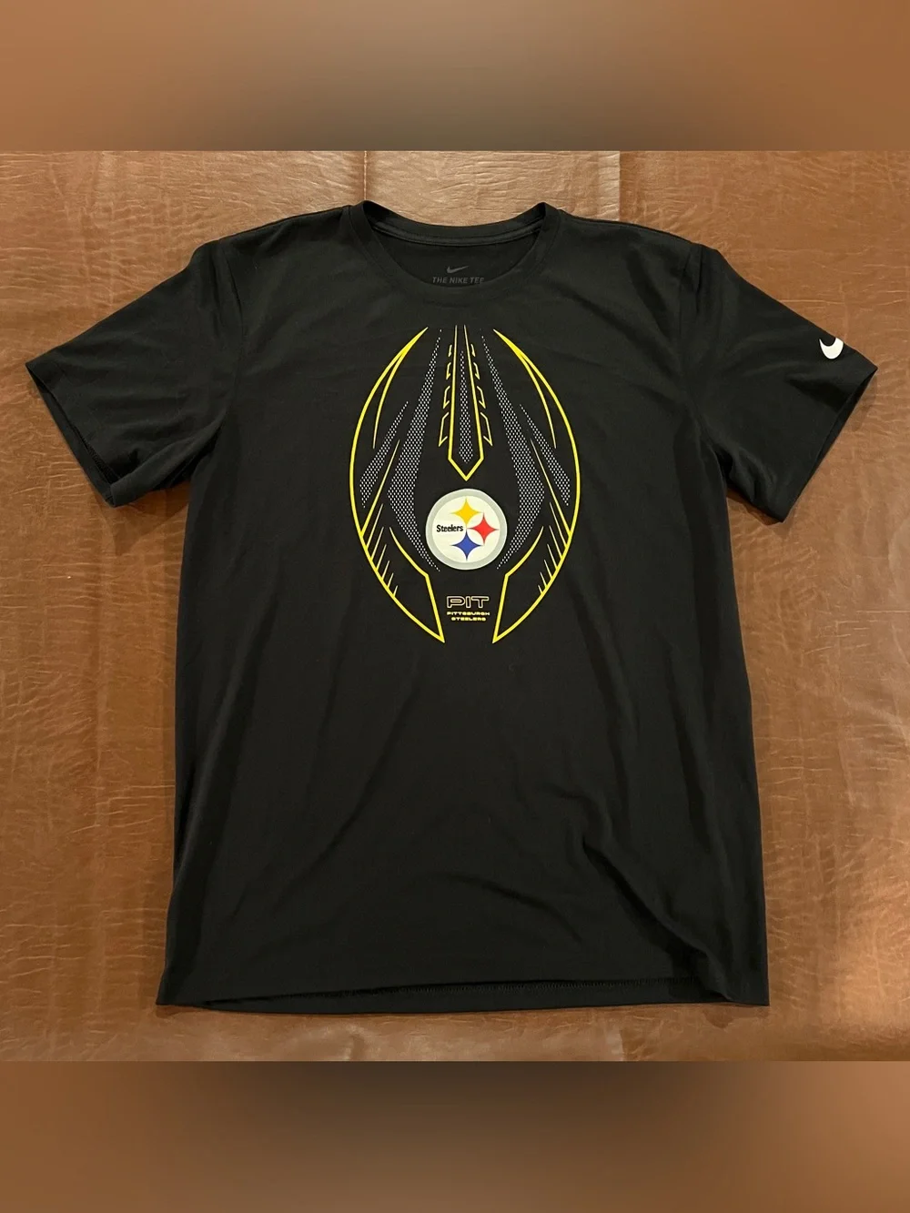 Nike DRI-Fit Pittsburgh Steelers Activewear Shirt - Size Medium